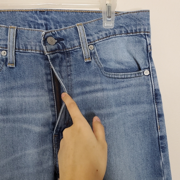 Levi's Blue Medium Wash 513 Slim Straight Leg Denim Jeans - Picture 7 of 13